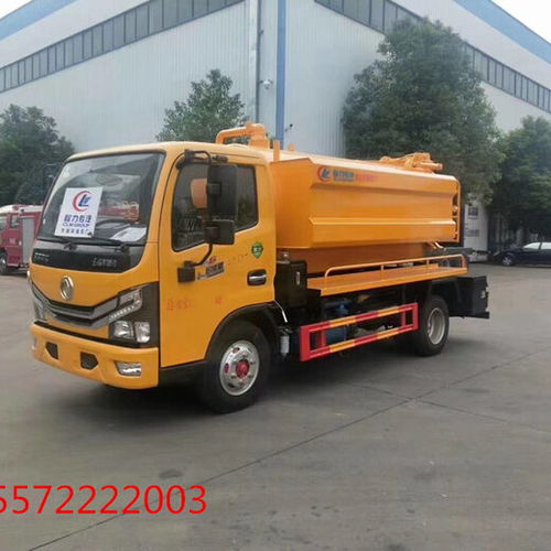 陜西西安臨潼吸污車廠家 專業打造8方吸污車，助力城市環保事業